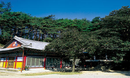 07불출암